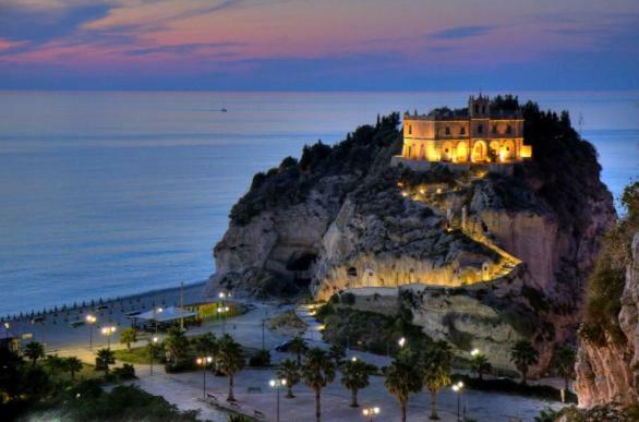 Flowery Tropea Apartment Екстер'єр фото